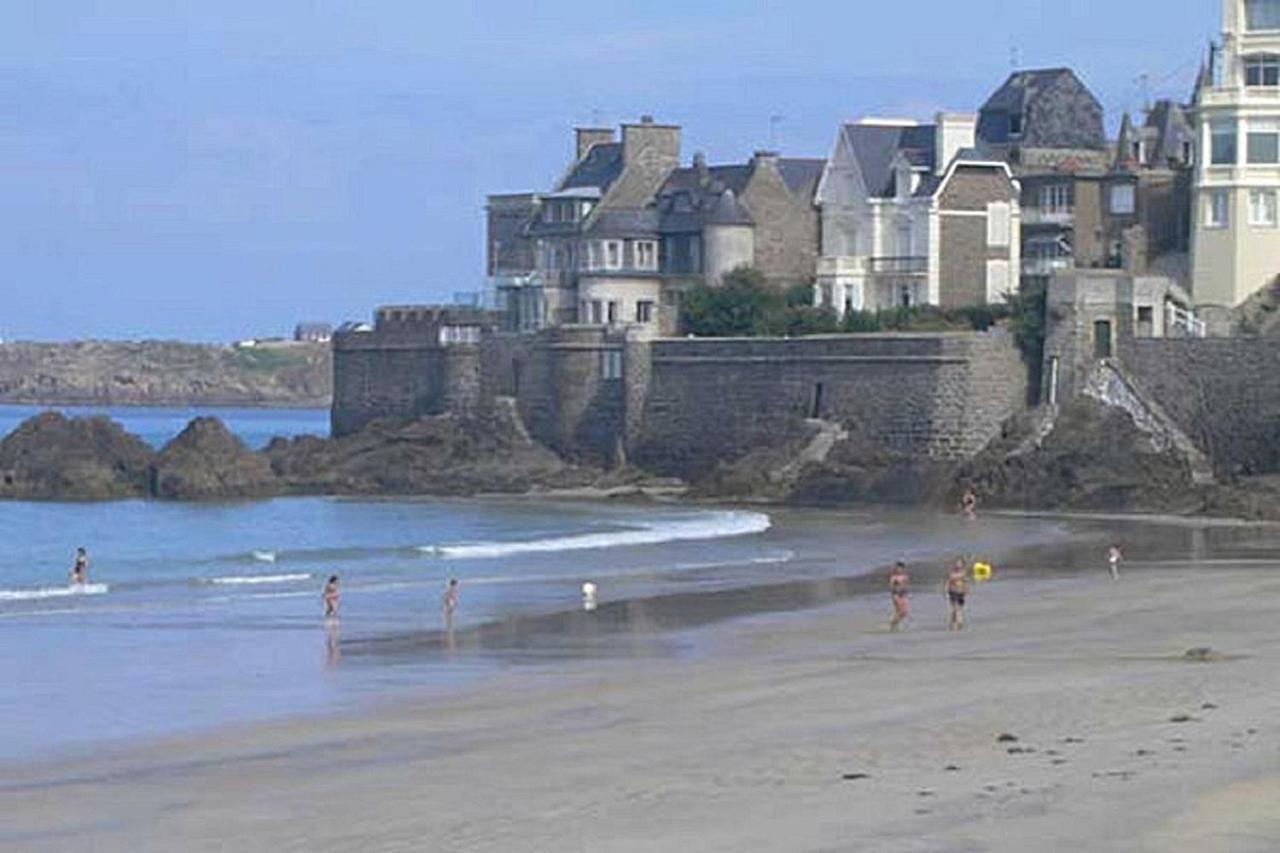 Les Bois Flottes Apartment Saint-Malo Exterior photo